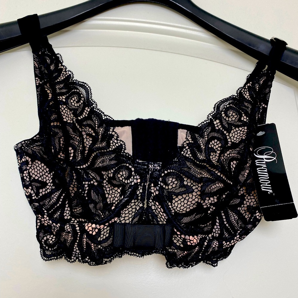 Never Worn Super Cute & Sexy Lace Bralette!